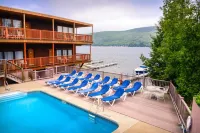 Lake Crest Inn - parking