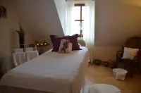 Jagdhof Klein-Heilig-Kreuz Hotels in Großenlüder