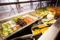 The Gardens Hotel - Breakfast