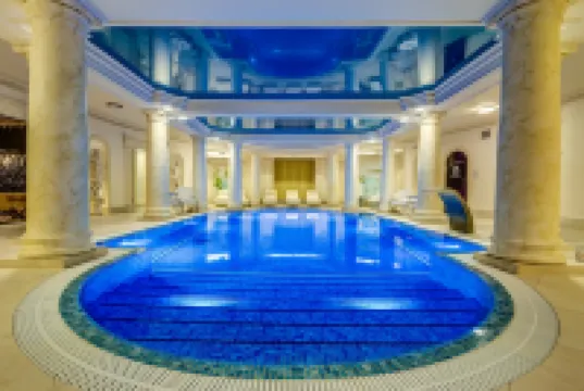 Pałacyk Otrębusy Business & Spa Hotels in Pruszkow County