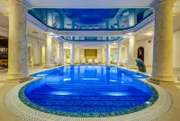 Pałacyk Otrębusy Business & Spa Hôtels à : Pruszkow