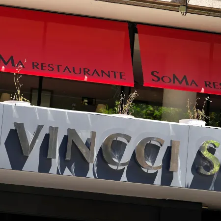 Vincci Soma Отели рядом с достопримечательностью «Саламанка»