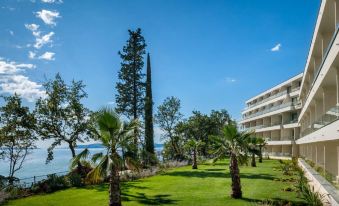 1. Hotel Ič..