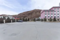 Qilian Hotel