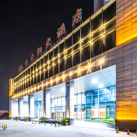 Golden Sun Hotel