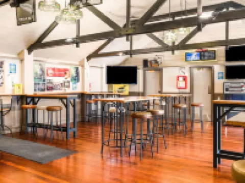 The Angus Hotel Hotels in Lower Hutt