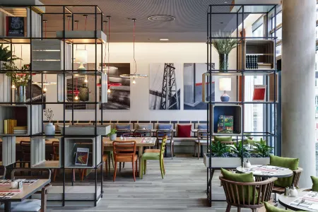 IntercityHotel Frankfurt Hauptbahnhof South