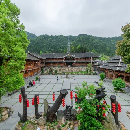 Fengxiang Yaozhai Hotel