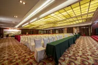 Yilong Hotel Hotels in Aksu City