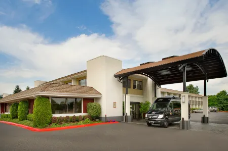 Best Western Seattle Airport Hotel Отели рядом со станцией Link Light Rail - Tukwila Station