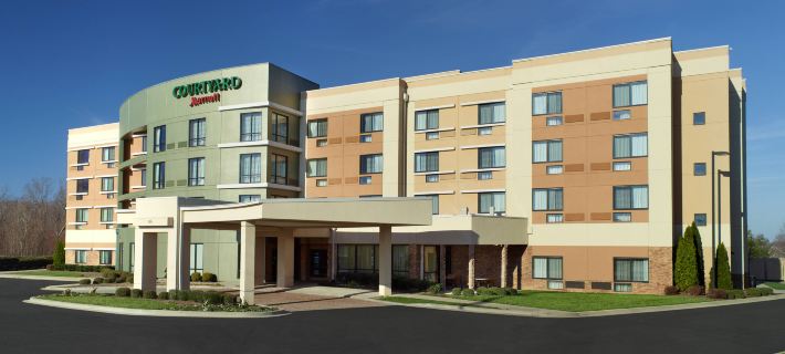 Courtyard Clarksville Hotels in Clarksville