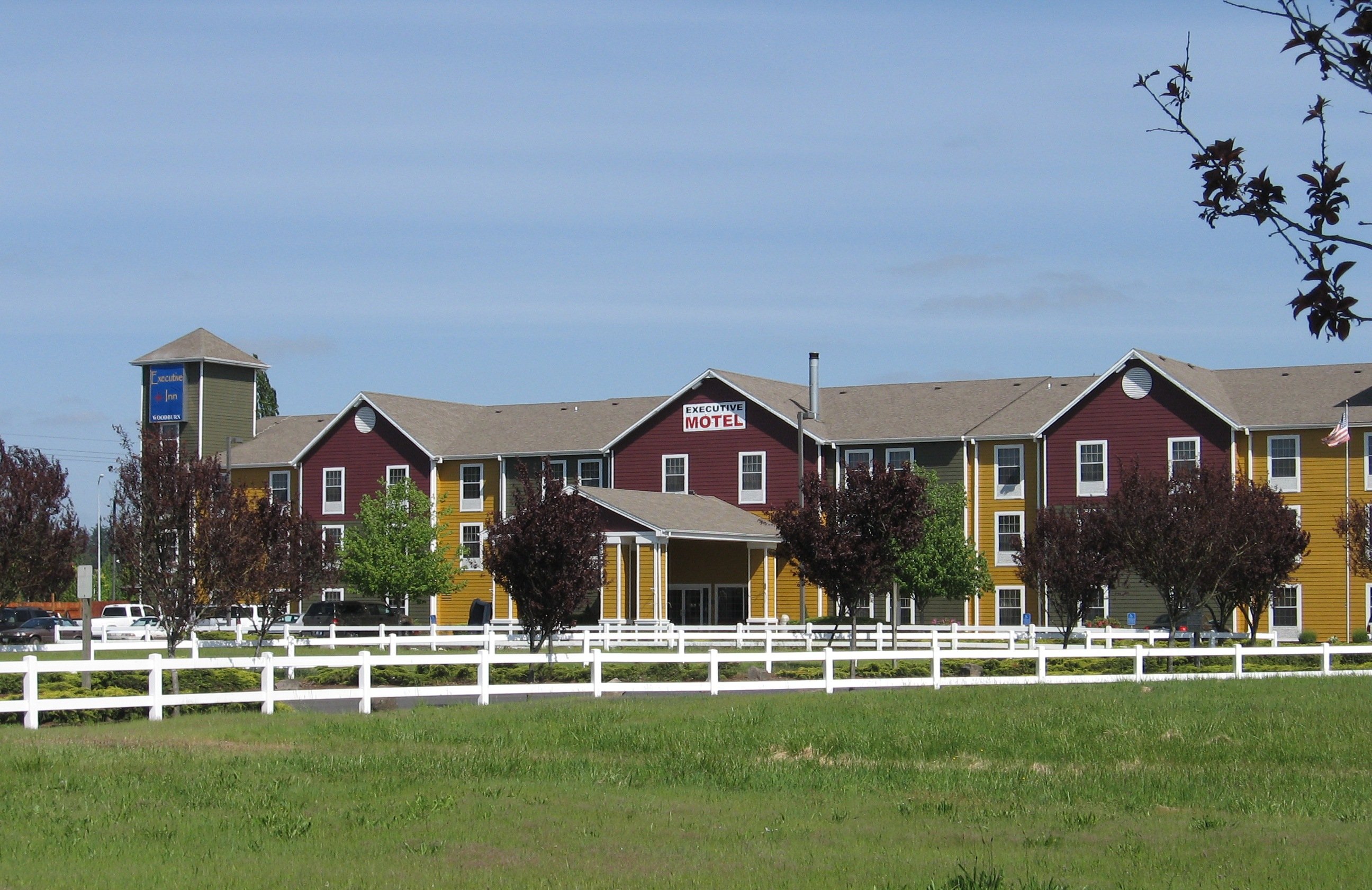 Best Western Woodburn Inn