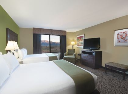 Holiday Inn Express & Suites Richfield