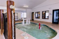 Holiday Inn Express & Suites SIDNEY by IHG - Hot Tub