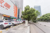 Minsheng Hotel - parcheggio