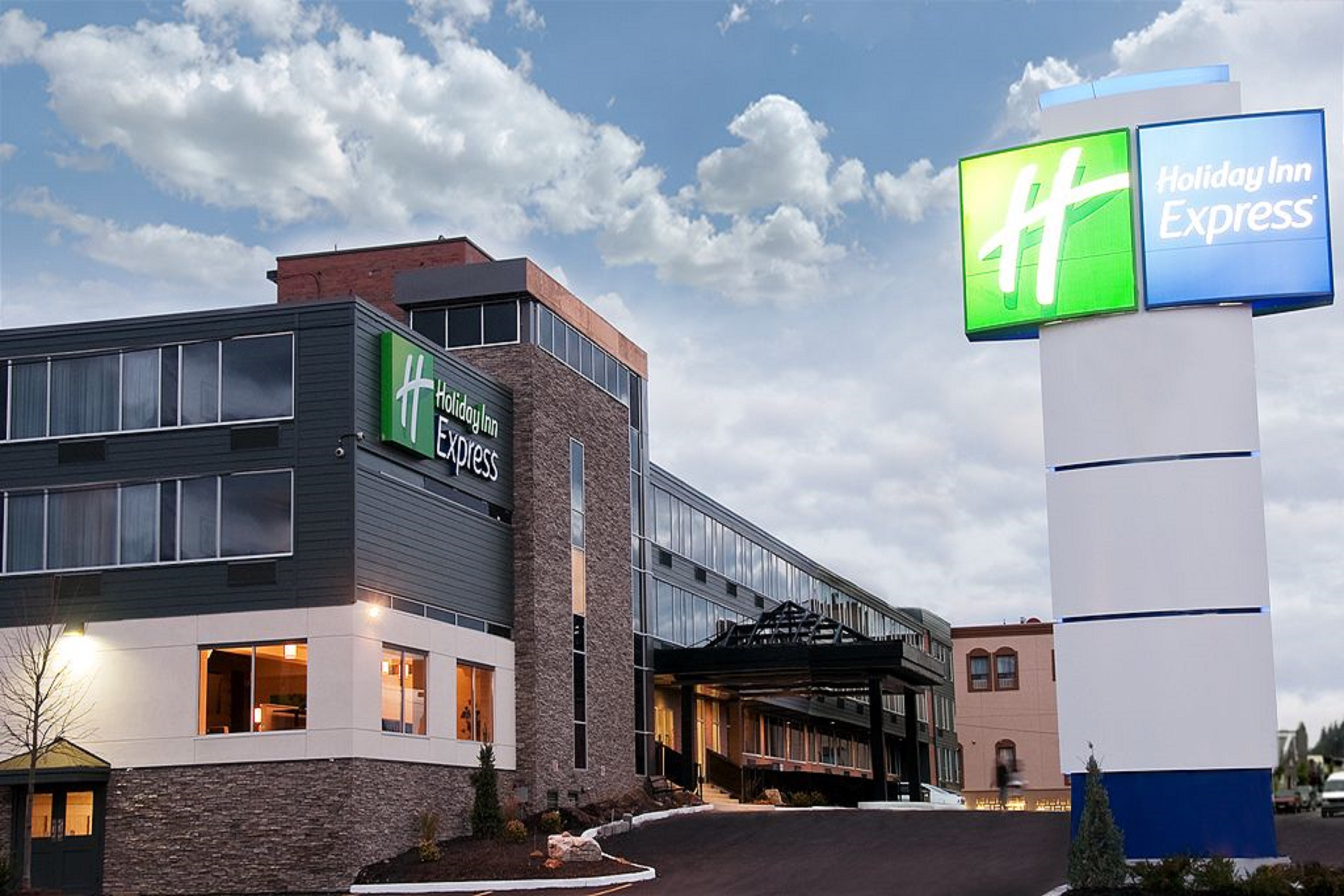 Holiday Inn Express Sault Ste Marie, an Ihg Hotel