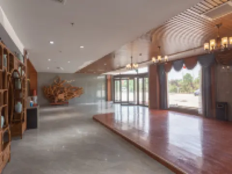 Dongjia Hotel Hotels in Yiyuan