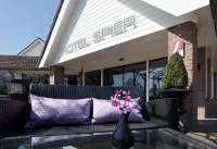 Hotel Van der Valk Spier Dwingeloo فنادق في Hoogeveen