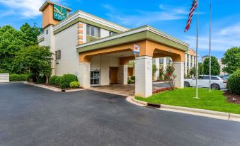 Quality Inn Huntersville Near Lake Norman