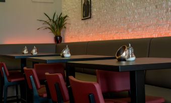 Schlosshof Anno 1743