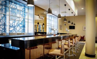 Heston Hyde Hotel
