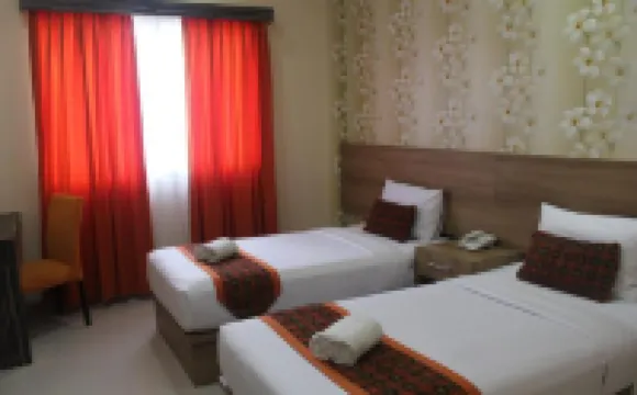 โรงแรมนิวดีดาเว