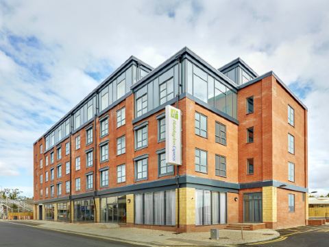 Holiday Inn Express GRIMSBY by IHG