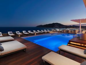 Aguas de Ibiza Grand Luxe Hotel