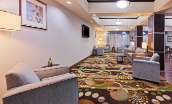 Holiday Inn Express & Suites Cleveland
