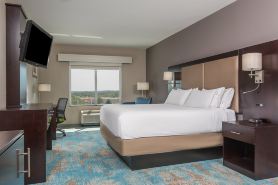 Holiday Inn Express & Suites Norwood-Boston Area by IHG