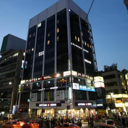 KSTAR METRO Hotel Отели рядом с достопримечательностью «Мост Оган»