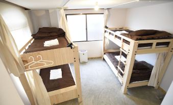 Bacchus Kofu Guesthouse