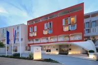 발라마르 리비에라 호텔 & 레지던스 포레치 호텔