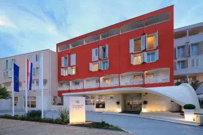 Valamar Riviera Hotel & Residence Hotels in der Nähe von Plaza Spadici Materada