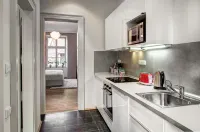 4 Arts Apartments by Adrez