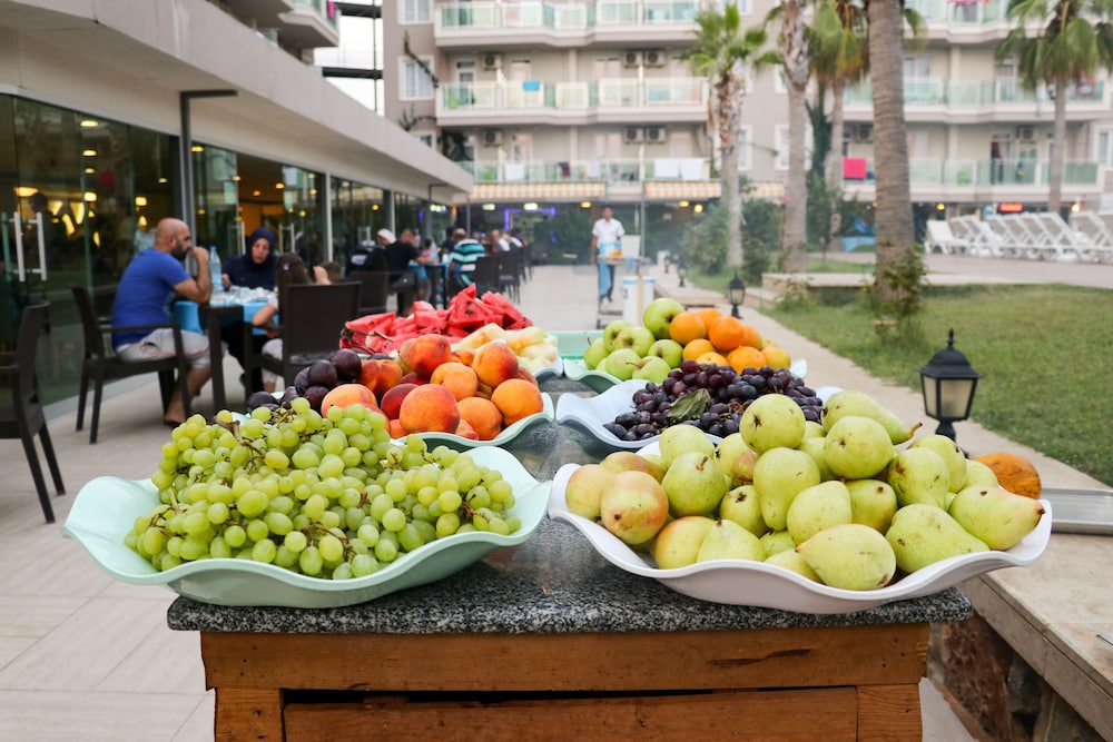 Grand Akca Hotel