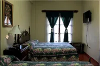 Hotel Acropolis Maya - 2-Star