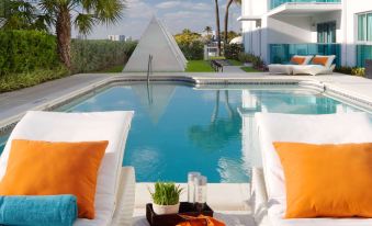 Beach Haus Bal Harbour