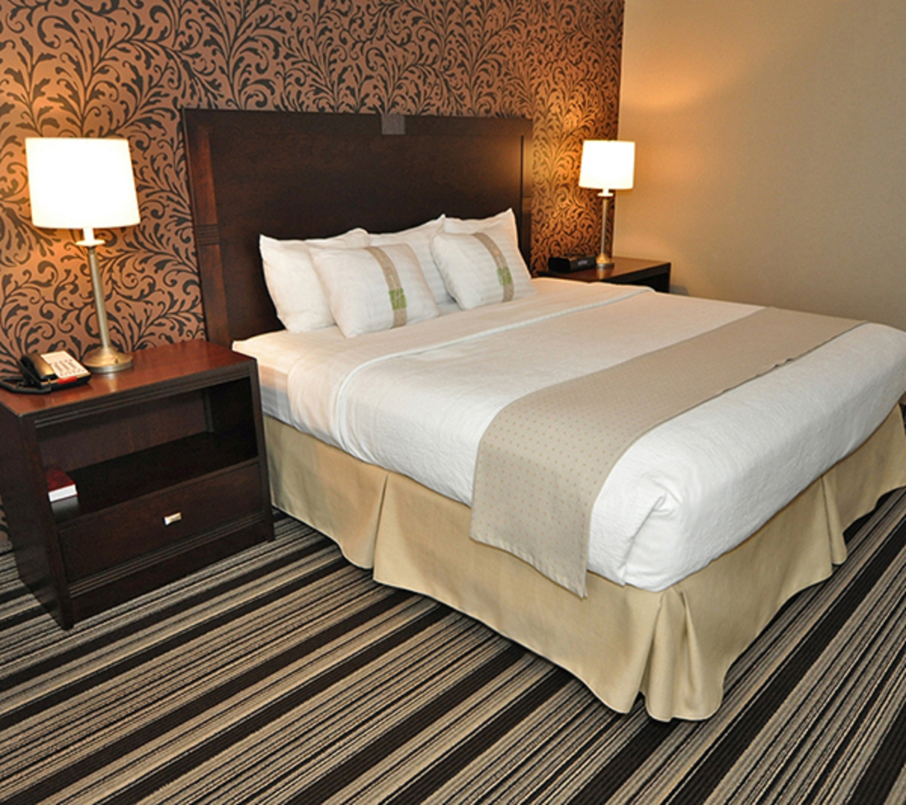 Holiday Inn Cleveland-Mayfield, an Ihg Hotel