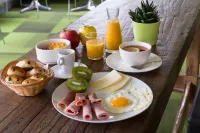 The Originals Access, Hôtel la Dousseine, Dreux Nord Hotels in Houdan