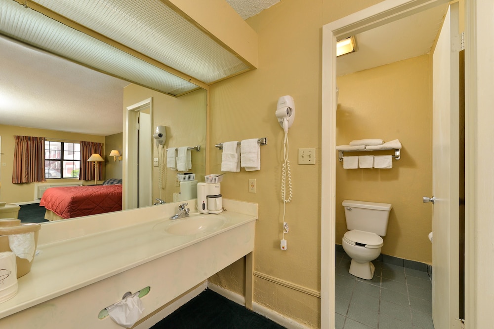 Americas Best Value Inn Meridian