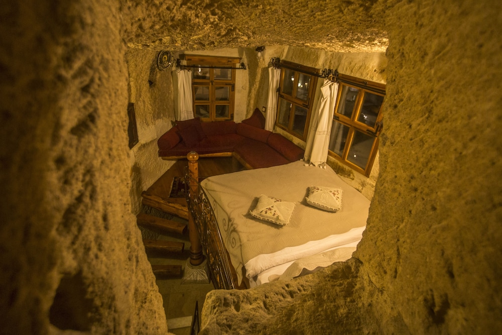 Koza Cave Hotel