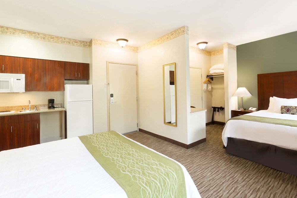 Hawthorn Suites by Wyndham Rancho Cordova/Folsom