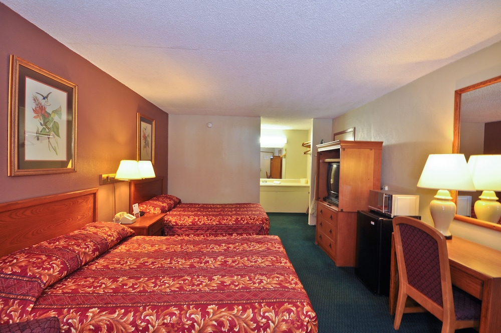 Country Hearth Inn & Suites Marietta