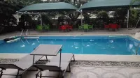 Ultimate Hotel Hotel di Bortianor