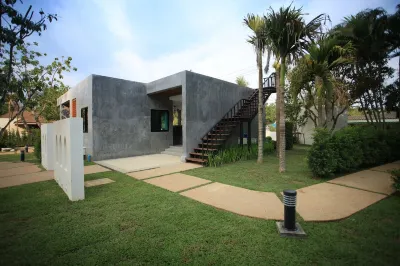 Mook Lamai Resort and Spa Отели рядом с достопримечательностью «Tham Morakot»