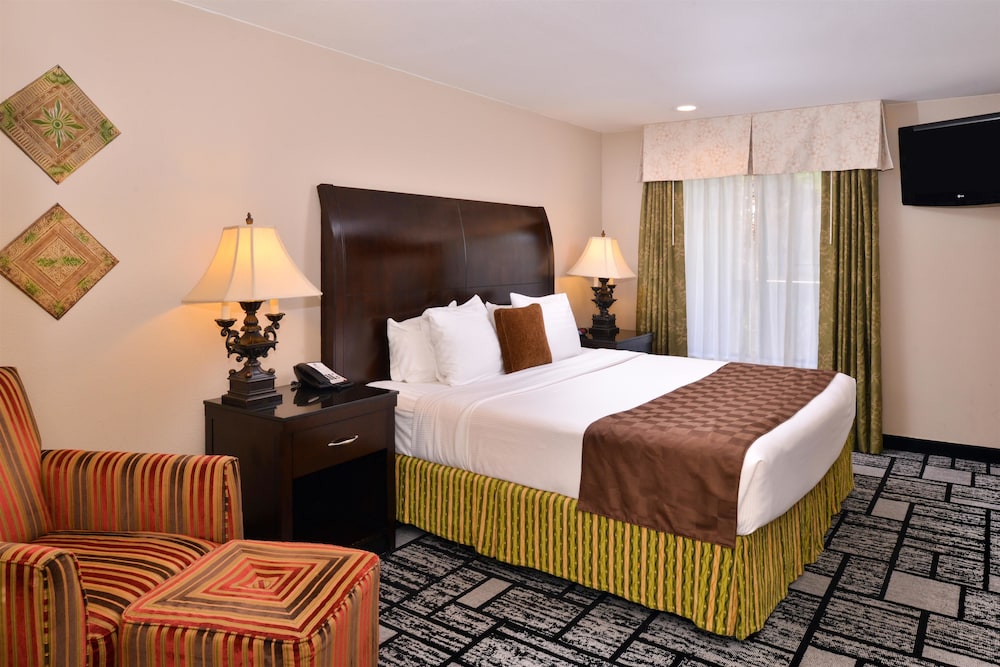 Best Western Plus Meridian Inn & Suites, Anaheim-Orange