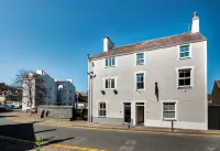 Number 18 Hotels near The Royal Cambrian Academy of Art