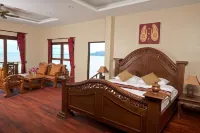 Sara Beachfront Boutique Resort Hotels in Amphoe Pathio