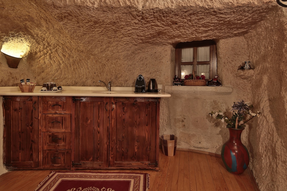 Cappadocia Cave Suites